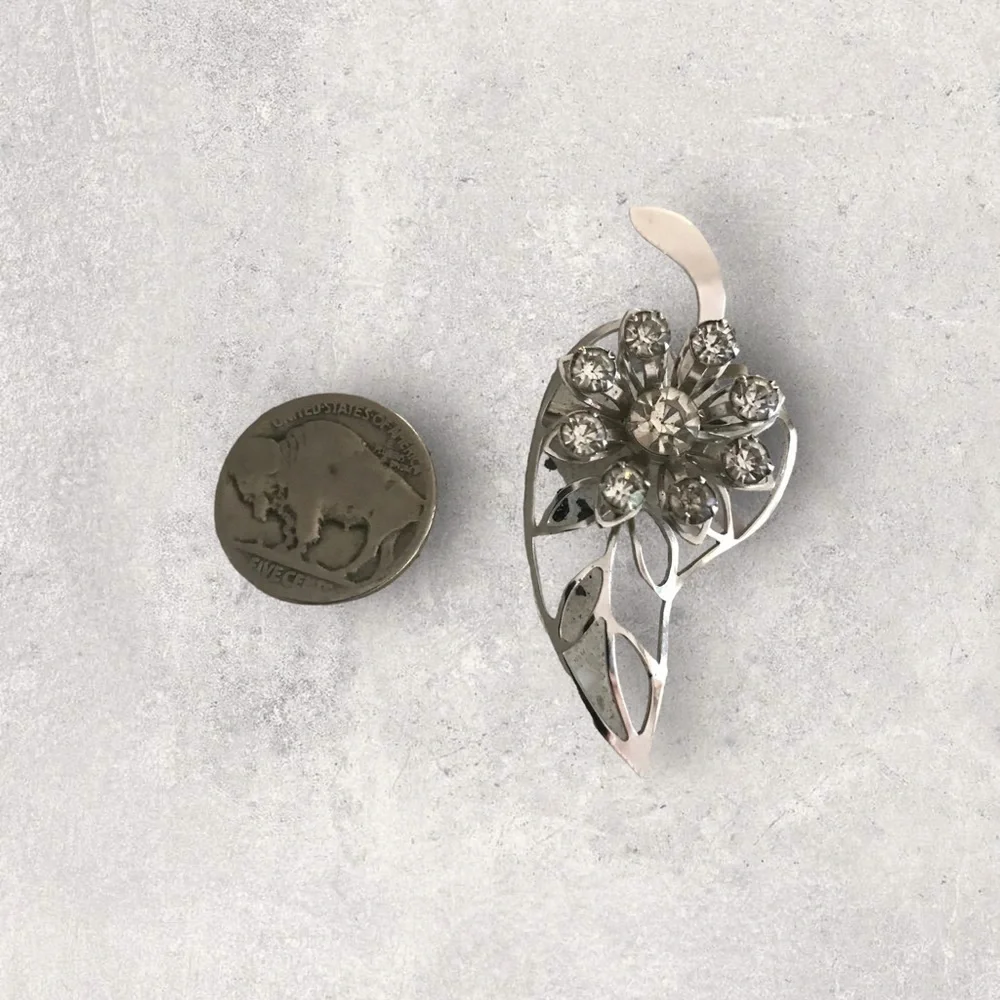 Brooch, Rhinestone Flower on a Cut-Out Leaf, Very Sty…
